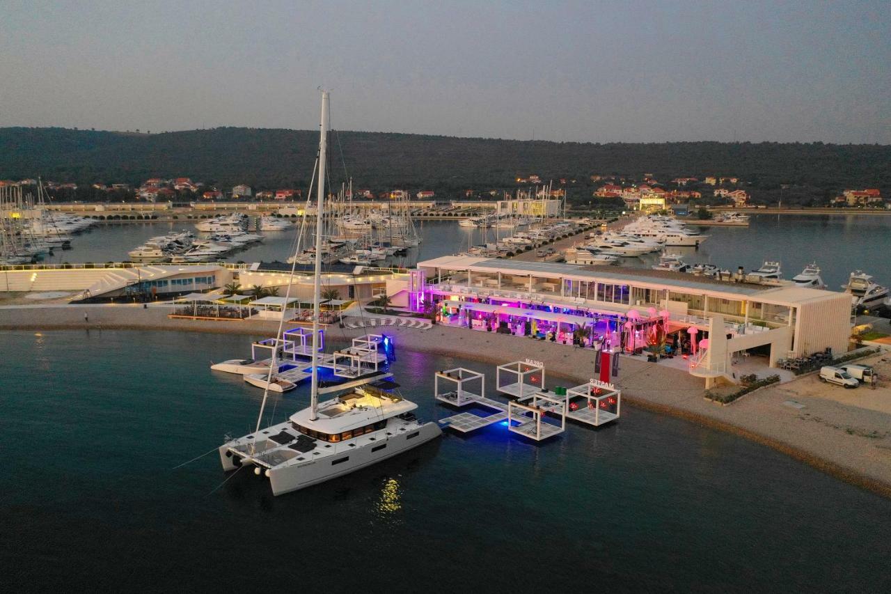 Boutique Residence Cosmopolis Bibinje Kültér fotó